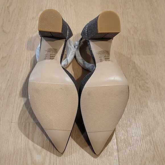 Oleg Cassini Crystal Strap Glitter Pointed Toe Block Heels Size 6 - Picture 8 of 8